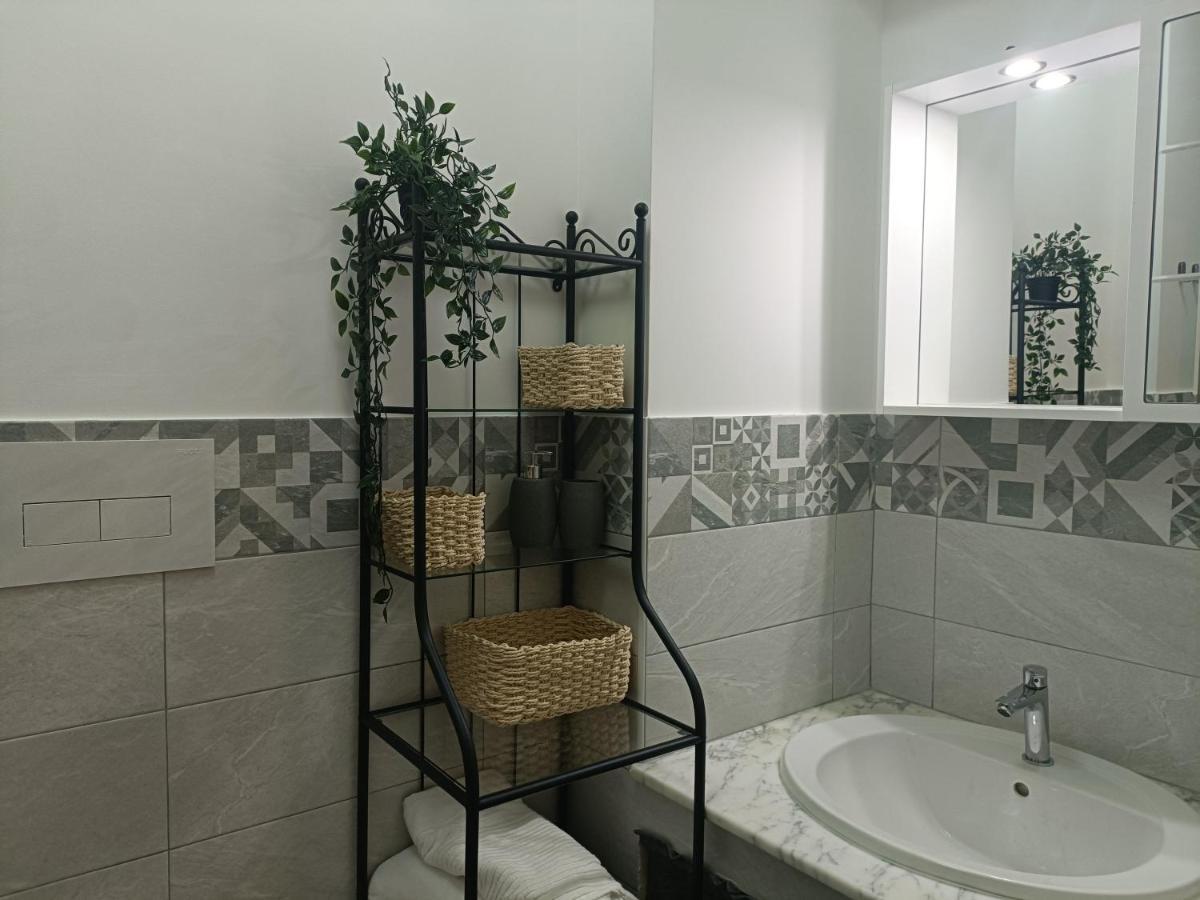 Nonno Pino Apartment Palermo Luaran gambar